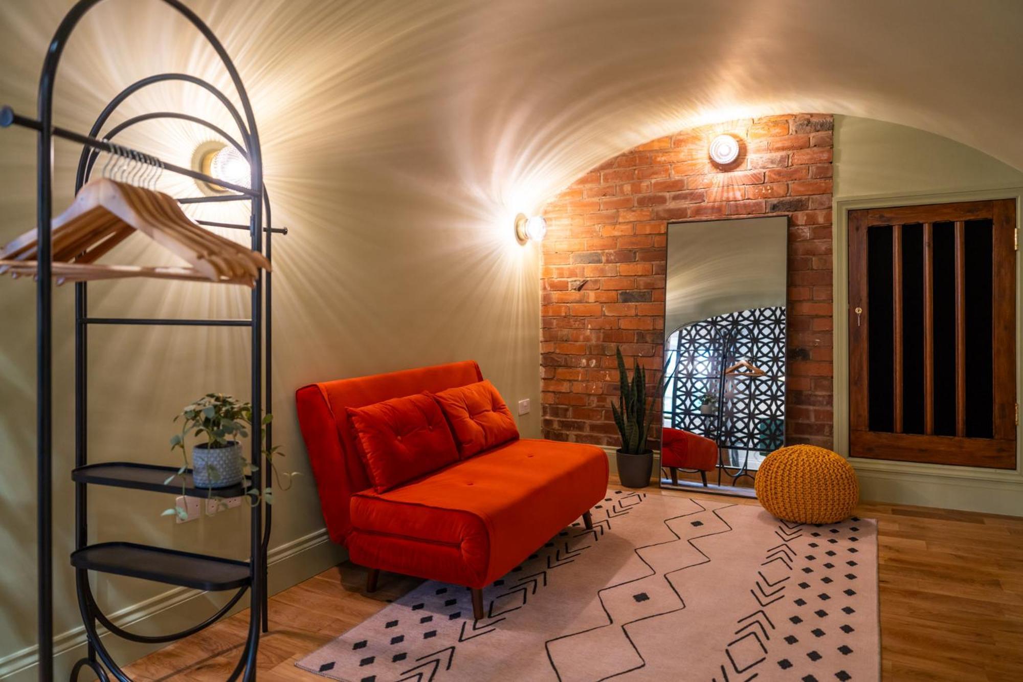 Commandery Vaults - Luxury Apartment In City Centre With Sky Tv Вустер Екстер'єр фото